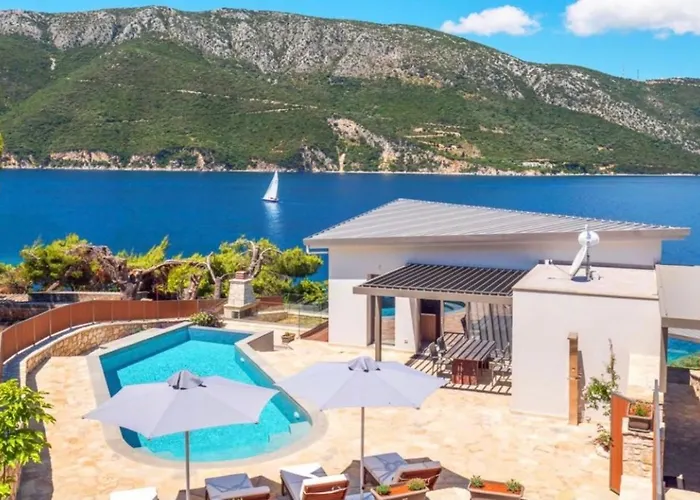 Mr Grey Luxury Villa Spartokhorion photo