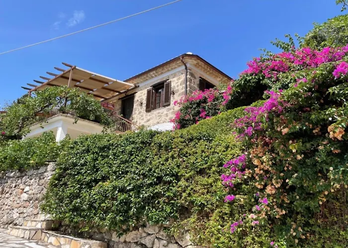 Hoolit House Villa Vournikas photo